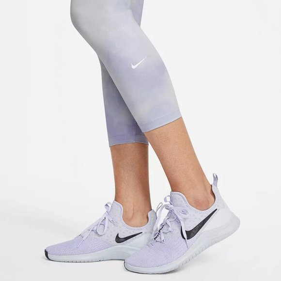 [NWT] Nike Mid-Rise Cropped Tie-dye Leggings - Picture 3 of 5